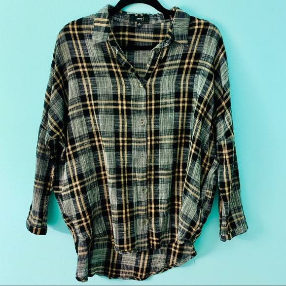 Black Plaid Button Down Oversized Linen Top - Picture 5 of 8